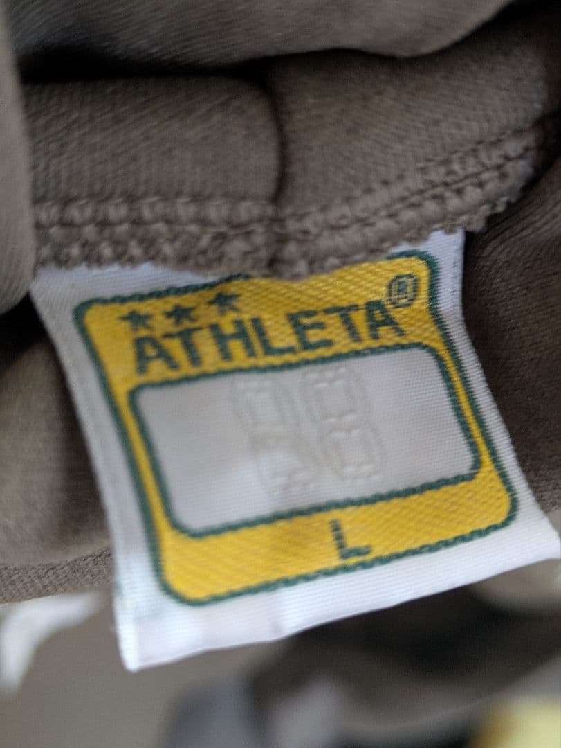【美品】ATHLETA　パーカー　サッカー　Ｌ
