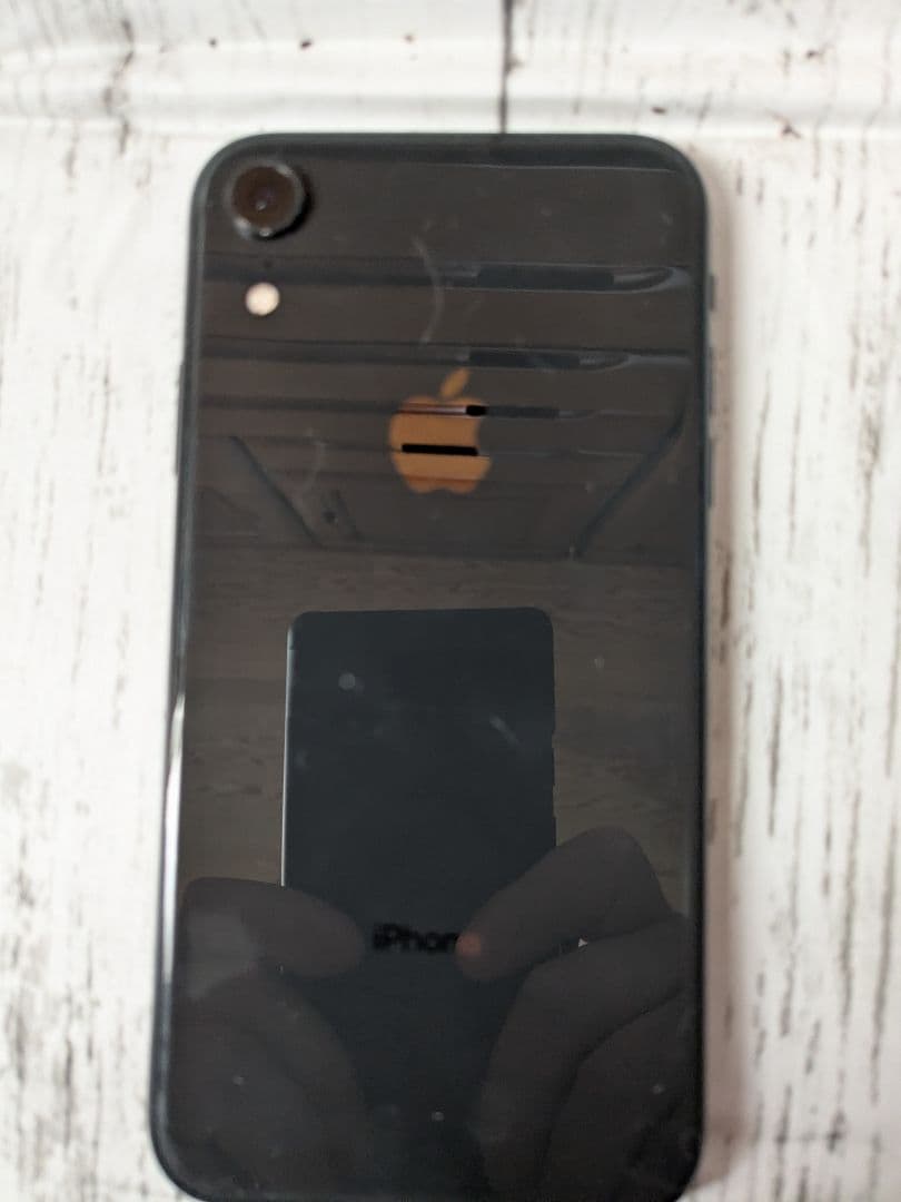 Apple iPhone Xr 64GB 本体