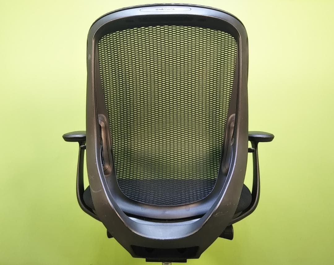 aw　オカムラ　シルフィーチェア　ローバック　固定肘　前傾機能　メッシュ　中古品