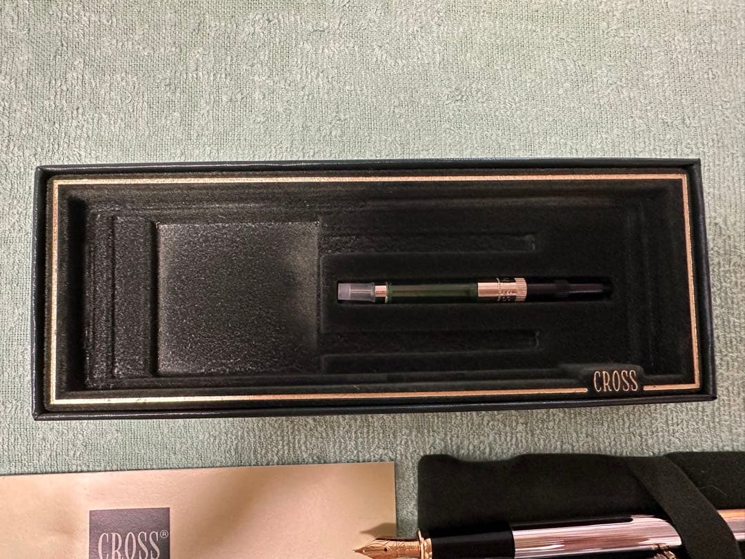 CROSS ヴィンテージ 万年筆　シルバー　ゴールド　専用ケース付き