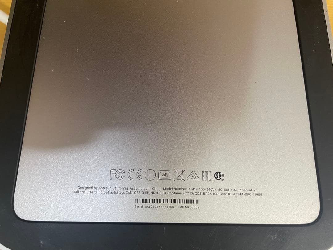 Apple iMac 21.5インチ 2017年　A1418（OS起動しない）