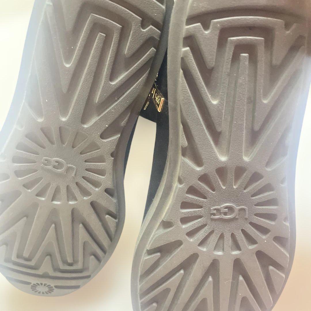 UGG ブラック ロングブーツ ジッパー付き