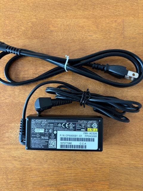 Fujitsu LIFEBOOK U938/S 13.3インチ