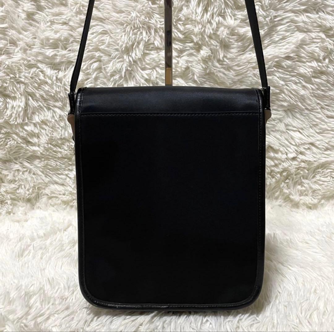 【良品】Burberry バーバリー　ショルダーバッグ　ナイロン　ブラック　黒