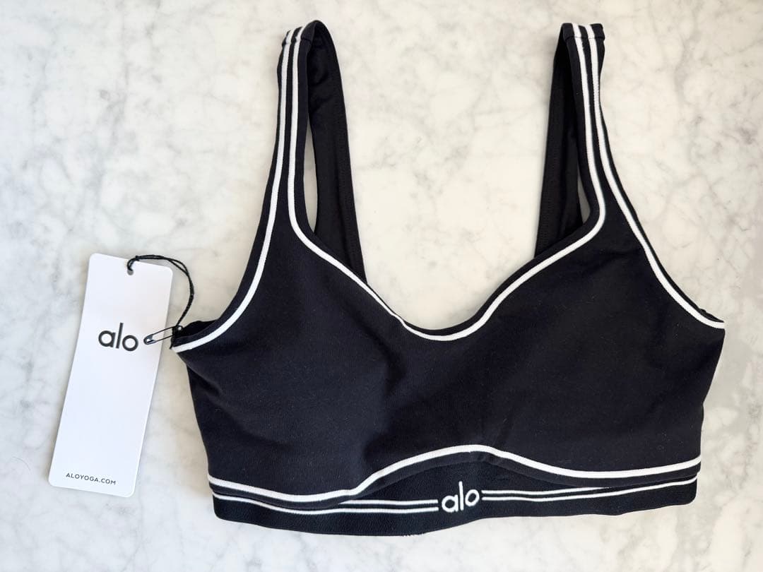 【alo新品未使用】ヨガウェア Airbrush Heart Throb ブラ