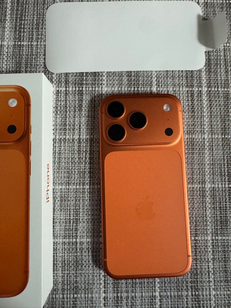 iPhone17pro 512GB コズミックオレンジ