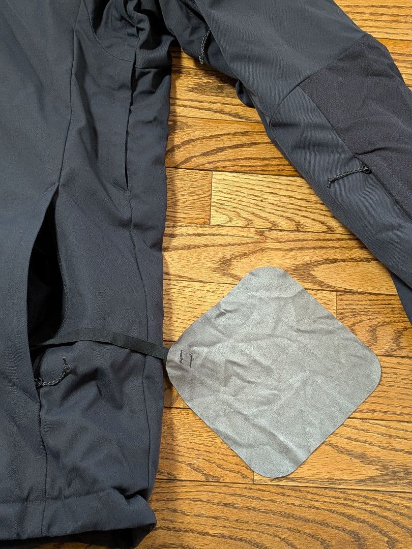 【タグ付き・未使用】 SALOMON ストームブレーバー ジャケット メンズ