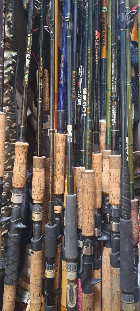 SAURUS ゴリアテ マグナムハスキー 雷魚77 雷魚ロッド