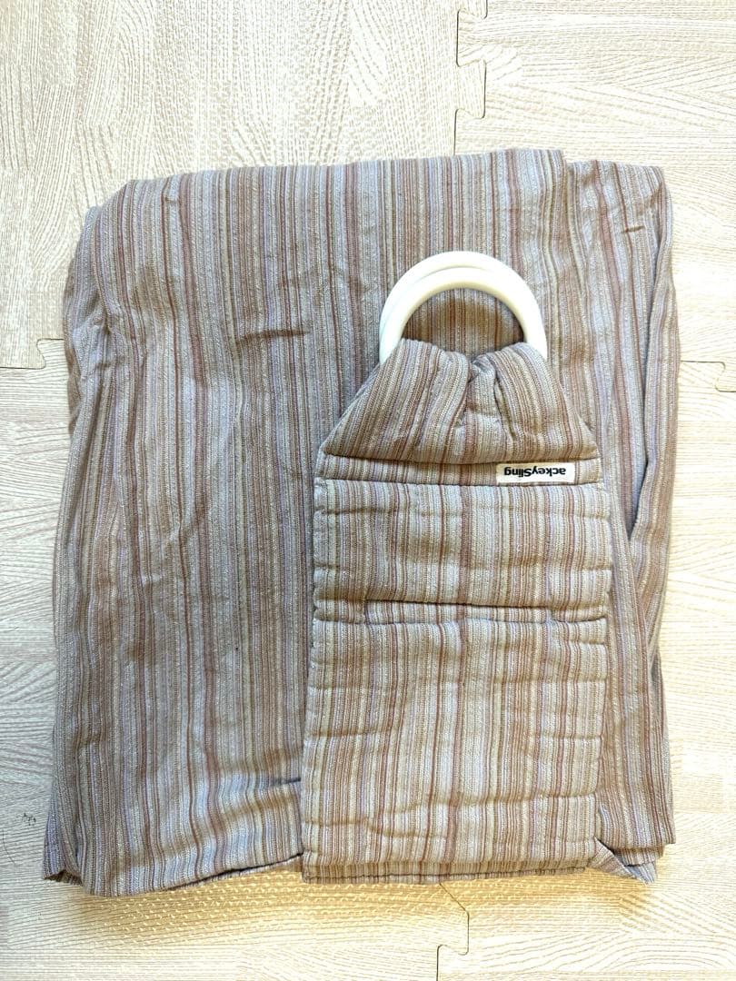 あっきースリング　白玉