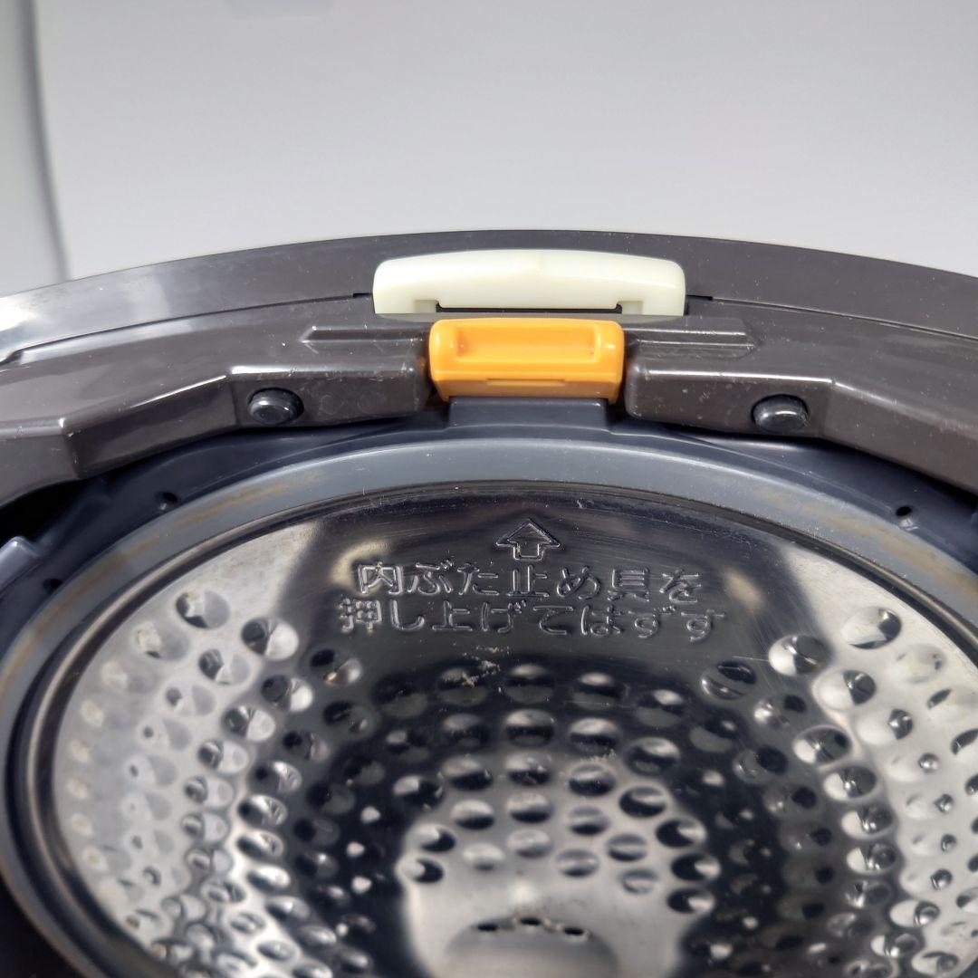 象印　炊飯器　10号炊き　ZOJIRUSHI NP-VQ18