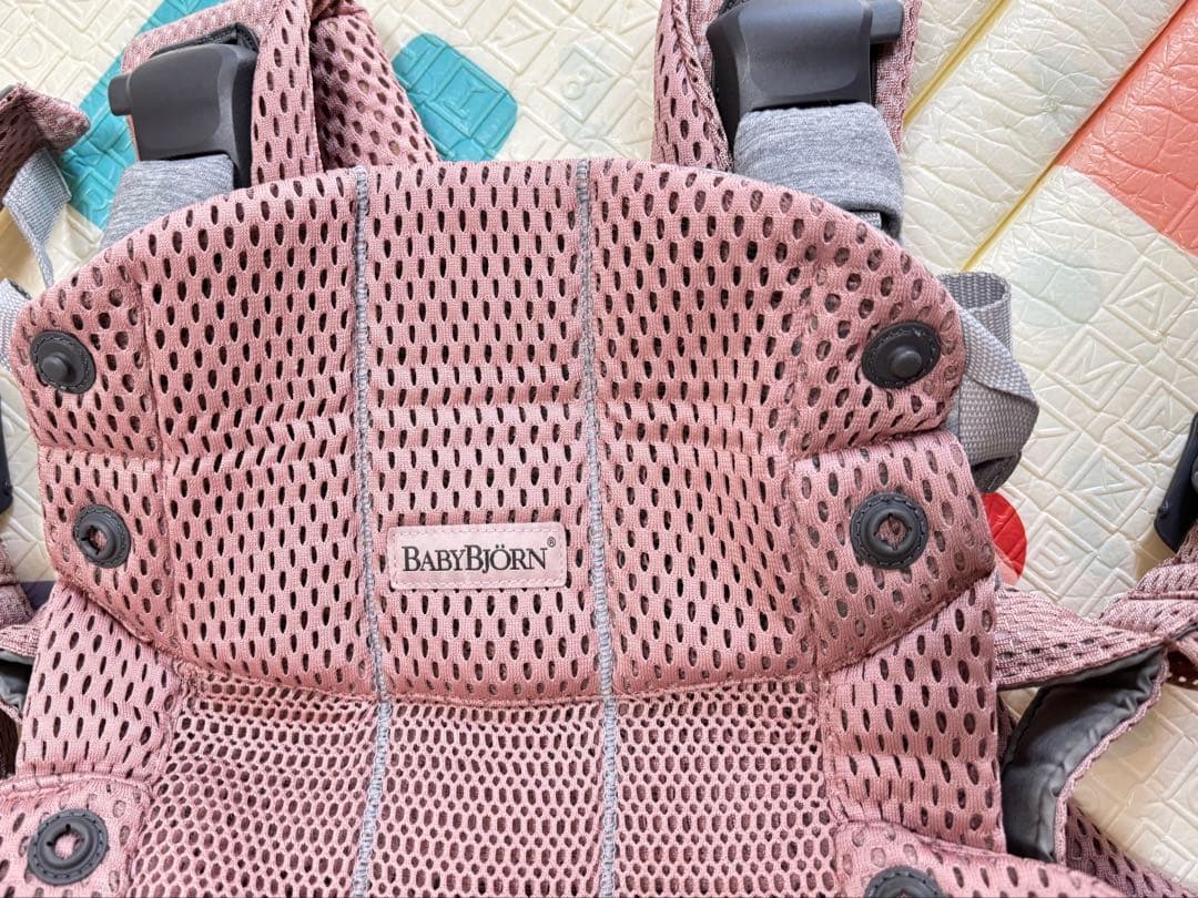 最終値下げ‼️【使用数回のみ】BabyBjörn ハーモニー 抱っこ紐 ピンク