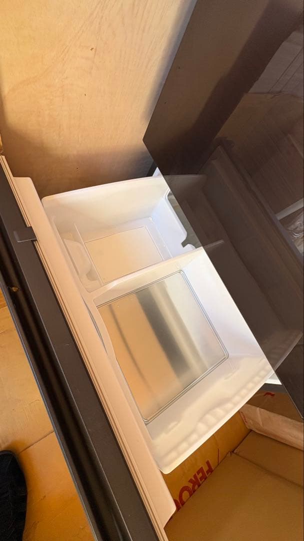 【美品・ほぼ未使用品】パナソニック ノンフロン冷凍冷蔵庫 335L