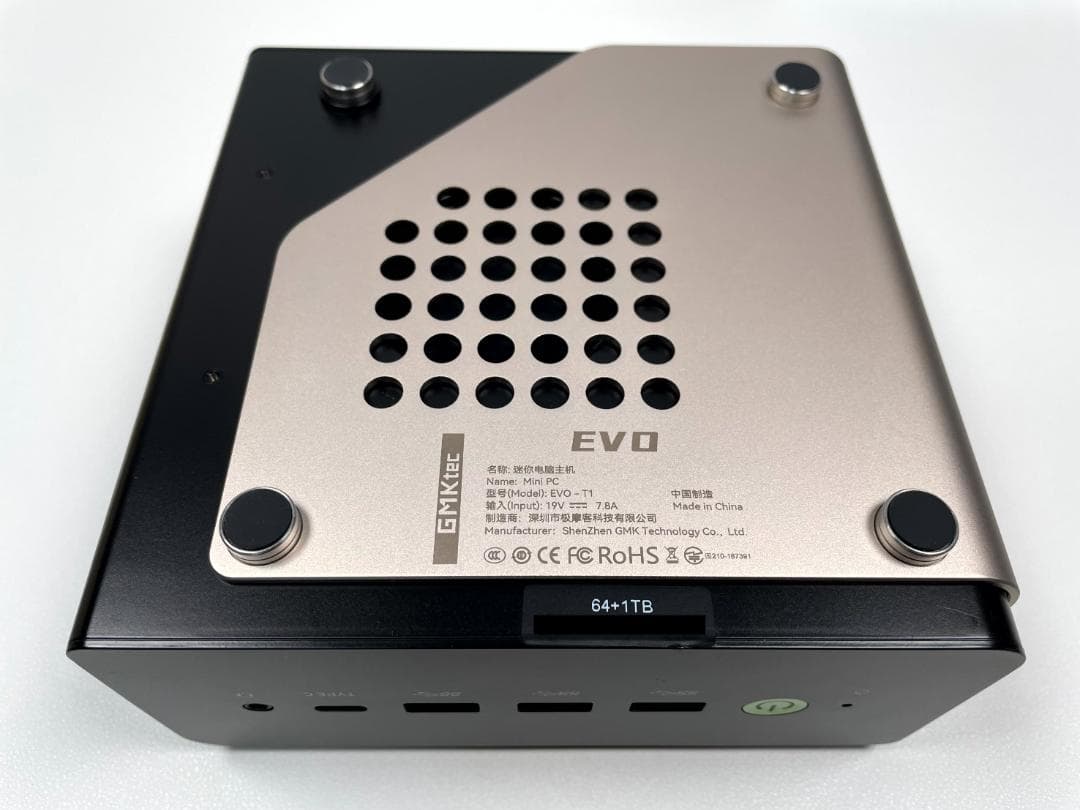 使用短め GMKtec EVO-T1 Core Ultra 9 285HミニPC