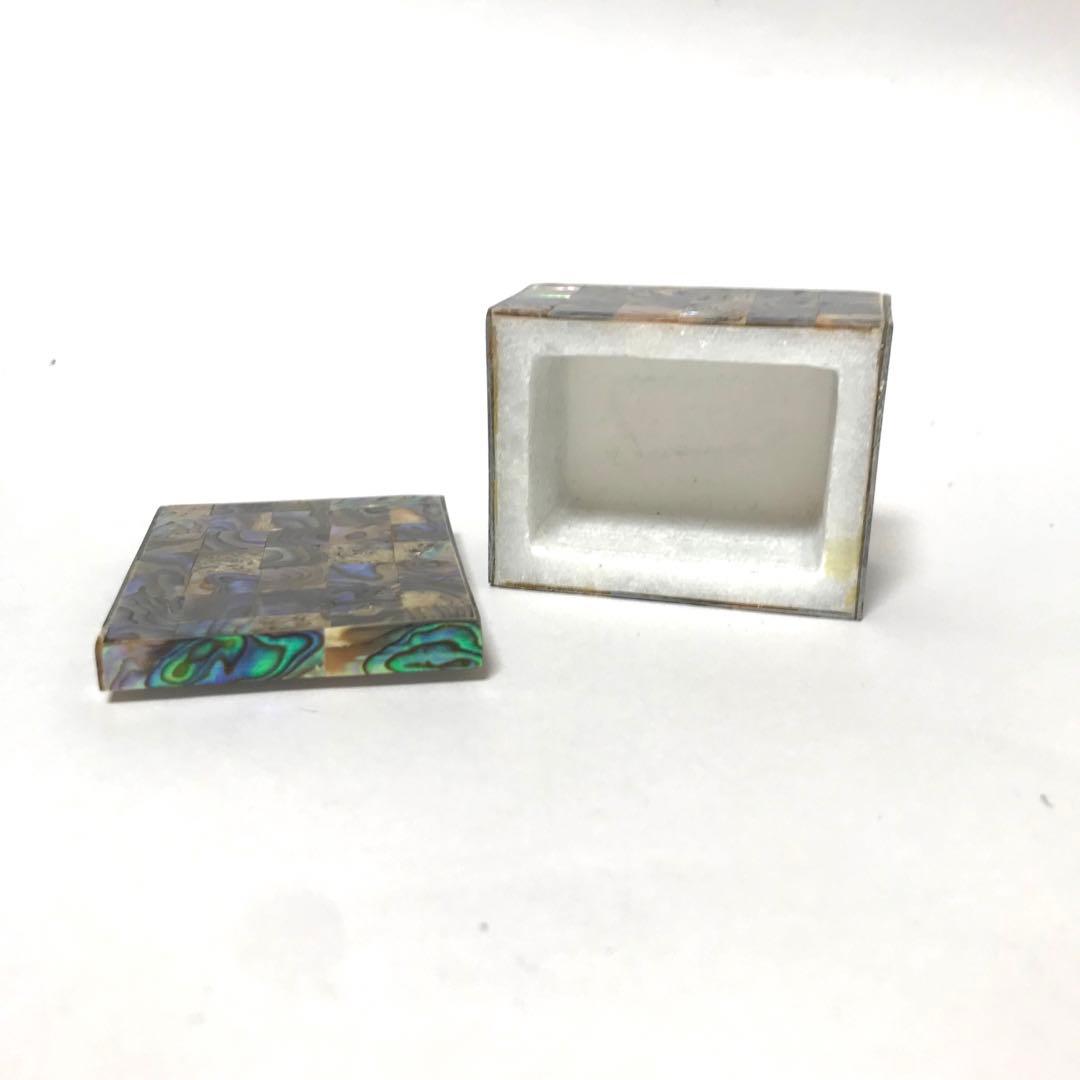 大理石 と アバロンシェル の 小さな 宝石箱 象嵌 孔雀貝 ジュエリー