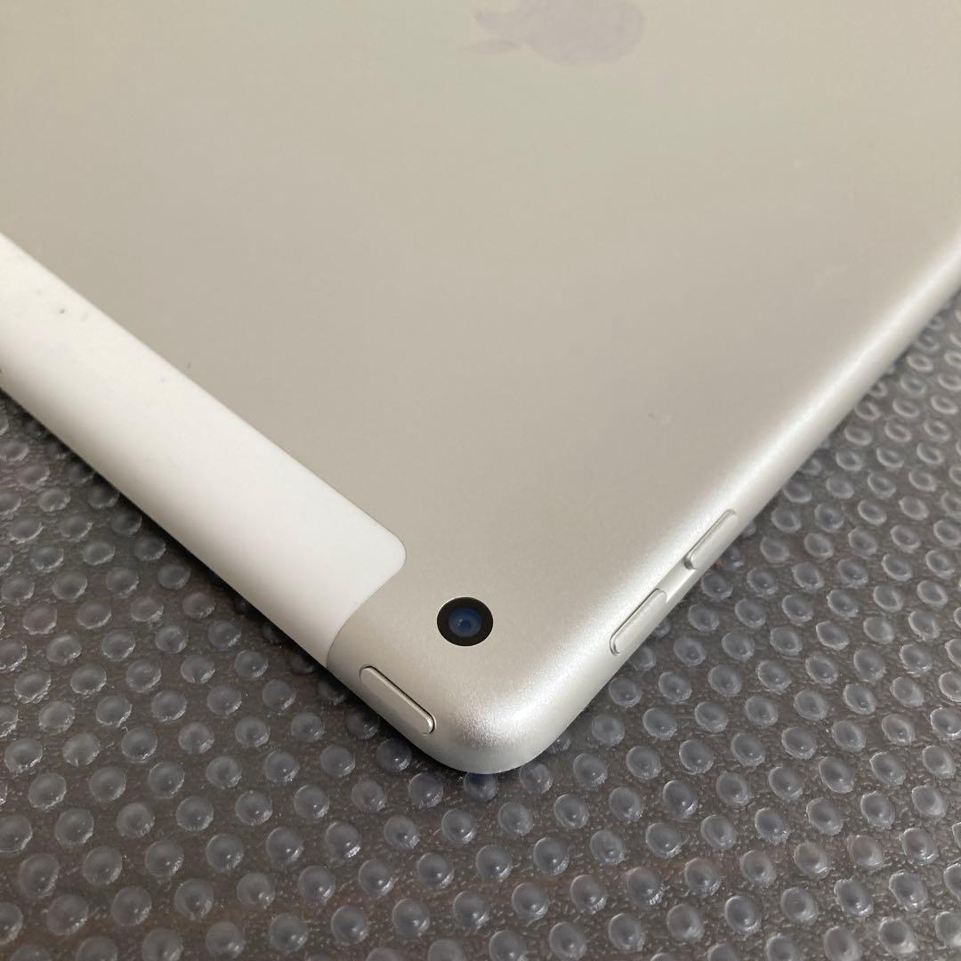 144【早い者勝ち】iPad5 第5世代 32GB SIMフリー☆
