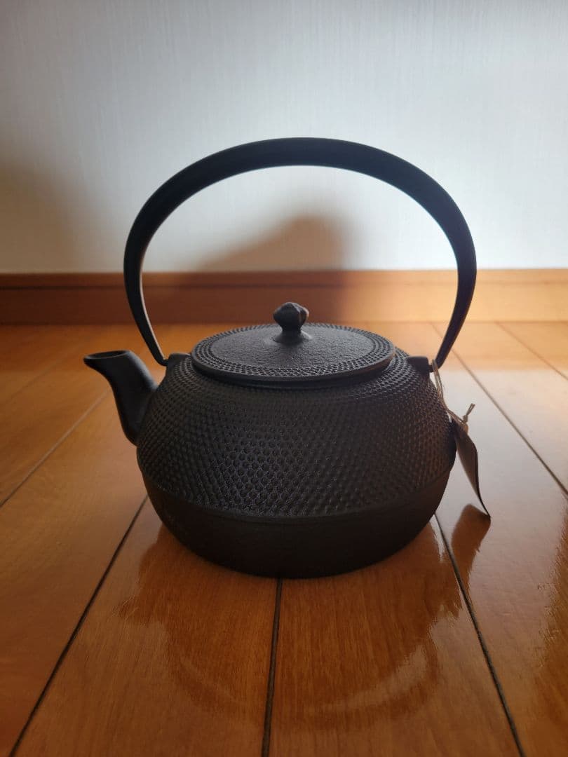 【新品】鉄瓶　平形まろみアラレ　１L （OIGEN／オイゲン）