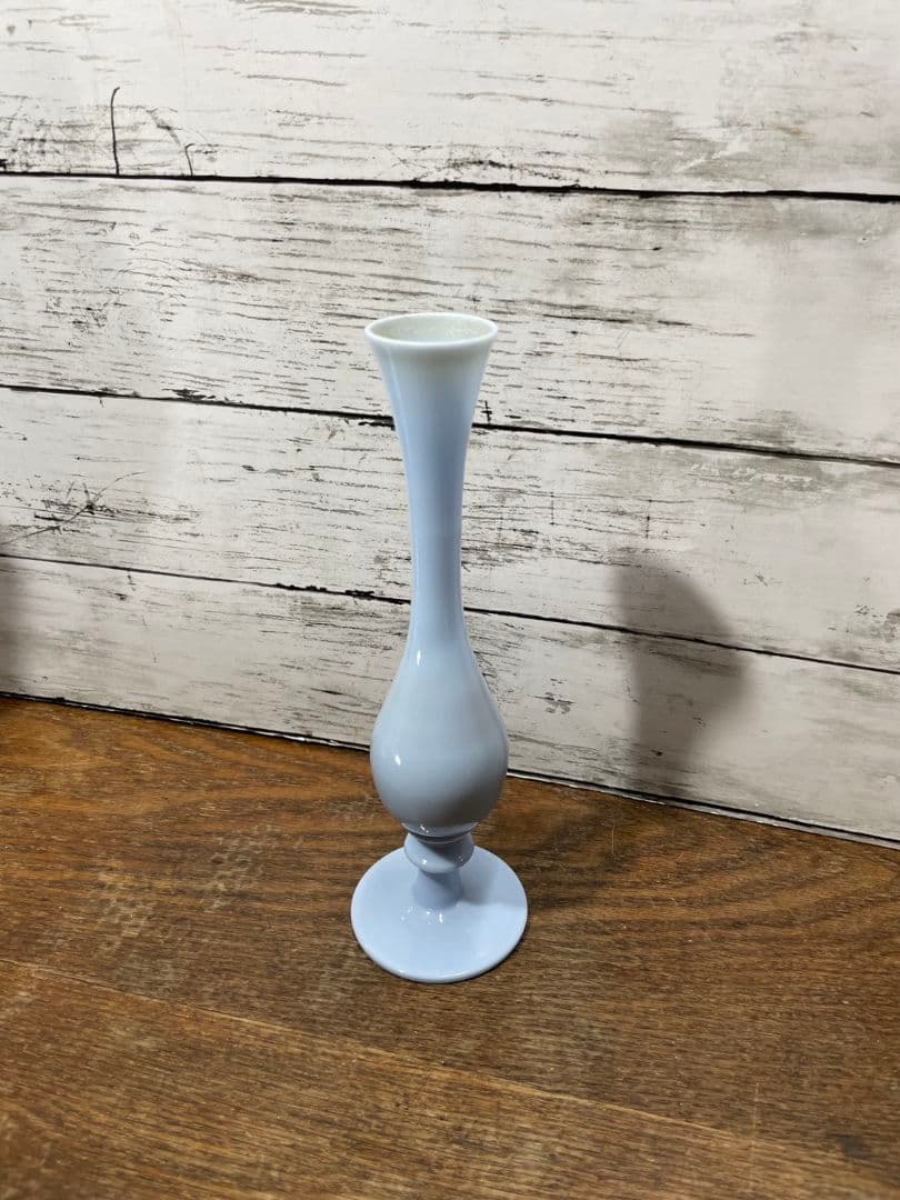 フランスアンティーク オパリンガラスの一輪挿し 花瓶 グラス 花器 花入れ