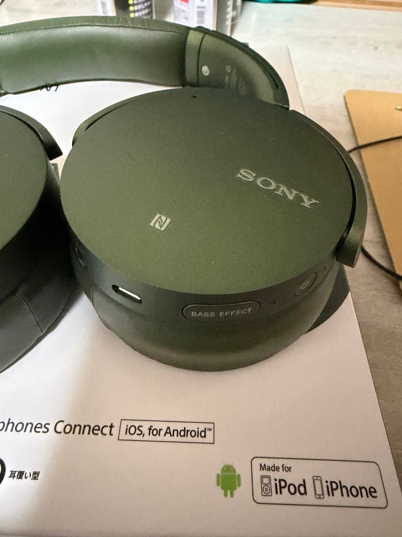 SONY ワイヤレスヘッドホン　MDR-XB950N1