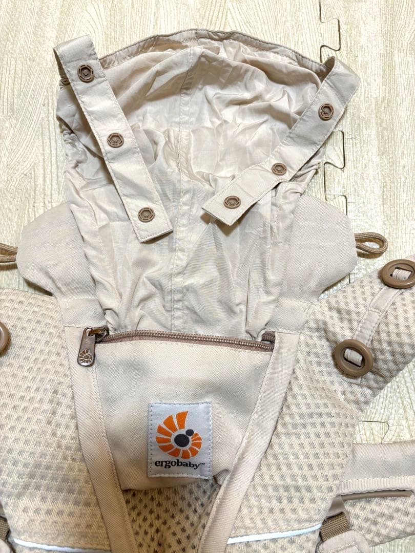 エルゴベビー OMNI Breeze オムニブリーズ　ナチュラルベージュ