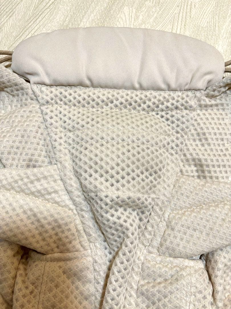 エルゴベビー OMNI Breeze オムニブリーズ　ナチュラルベージュ