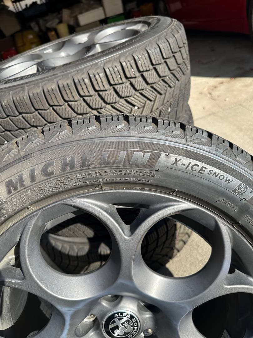 アルファロメオ　ジュリア　 スタッドレスタイヤホイールセット レア純正ホイール