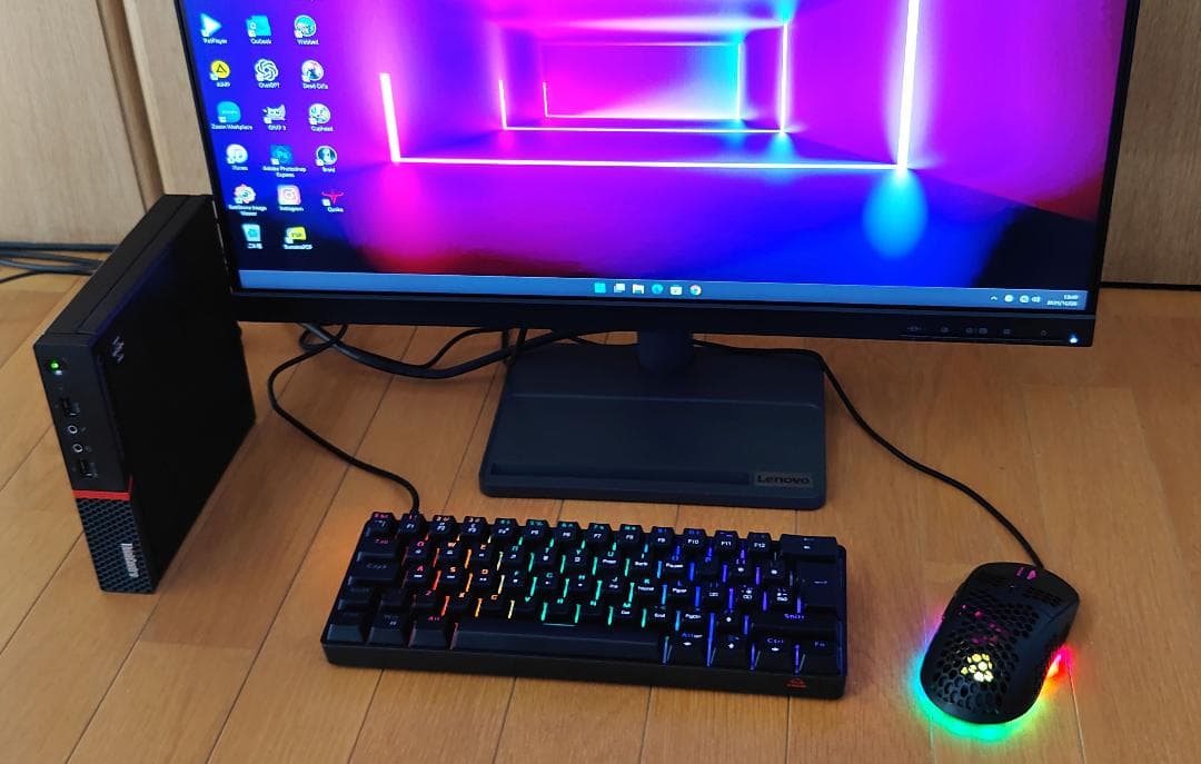 Lenovo 省スペース 高性能 デスクトップPC