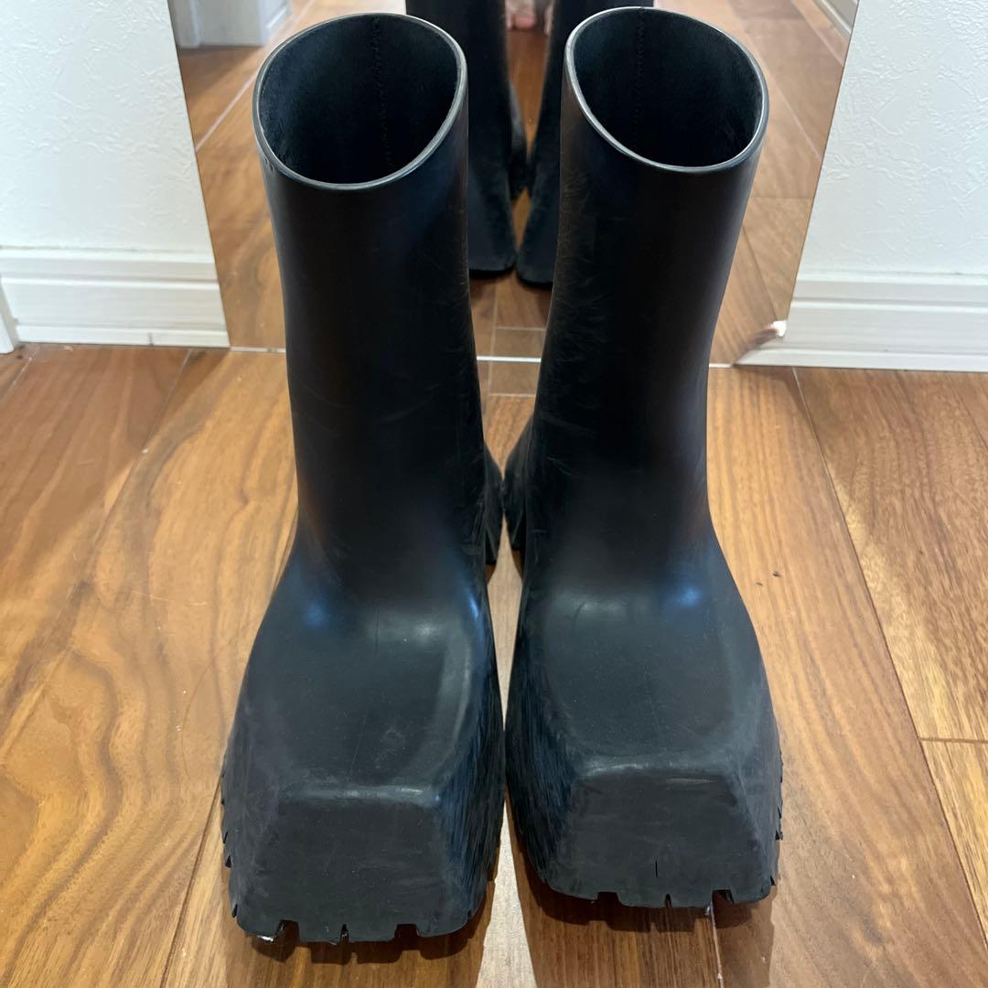 ま*様 最終値下げBalenciaga トルーパー