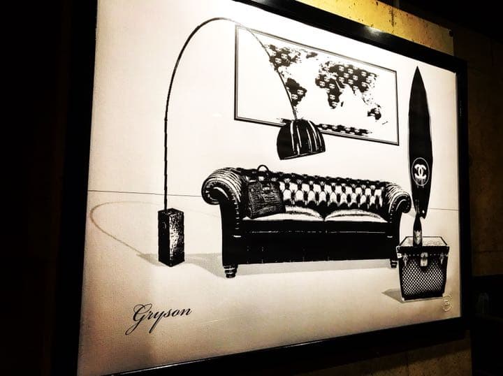 grysonアート3Lシャネルドンペリヴィトンオマージュパロディ