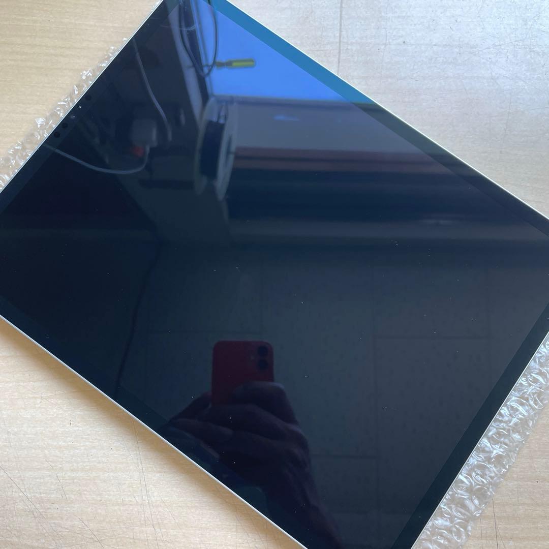 iPad Pro 12.9　第5世代 シルバー 128GB A2378超美品#5