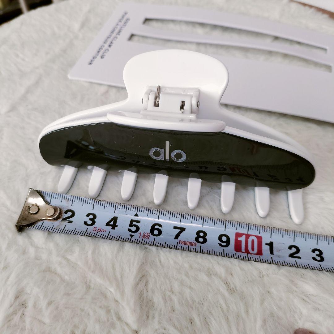 ☆alo yogaヘアクリップ☆