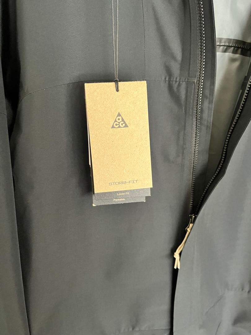 新品同様 NIKE ACG CASCADE RAIN JKT STORM-FIT