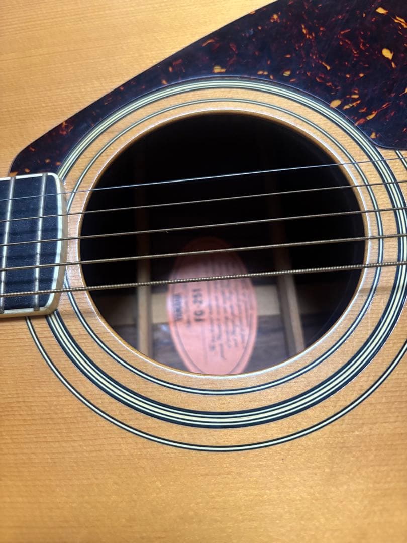 YAMAHA FG-251 アコースティックギター　ソフトケース付き