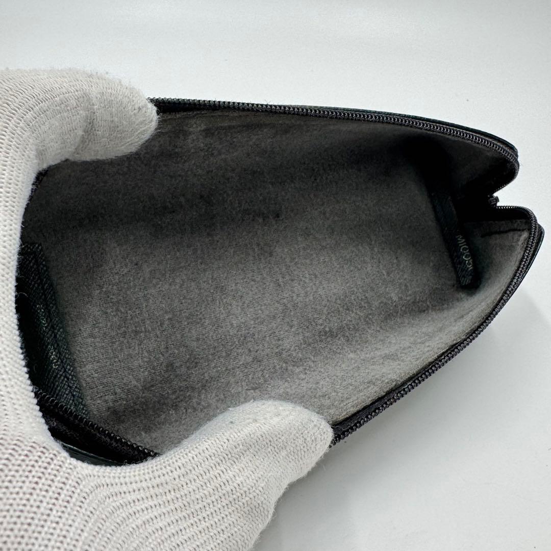 ルイヴィトン タイガ トゥルースペンケース レザー ペンケース ダークグリーン