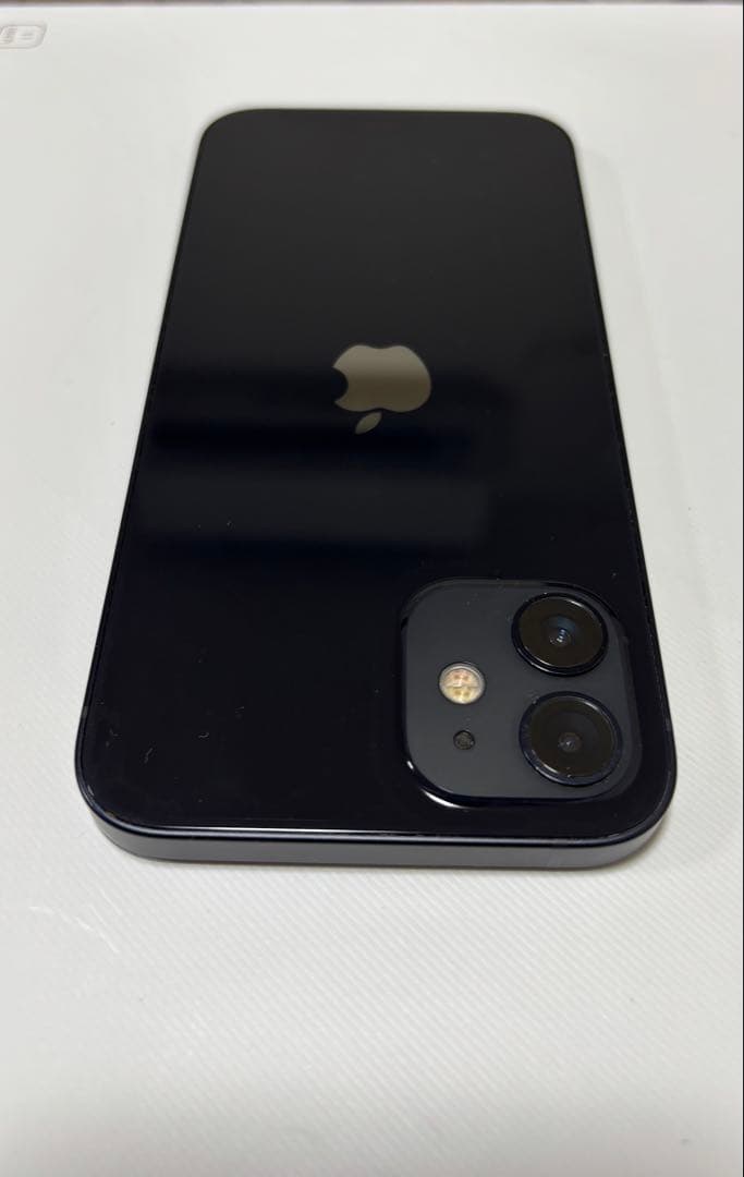 美品　Apple iPhone 12 128KB 黒 SIMフリー