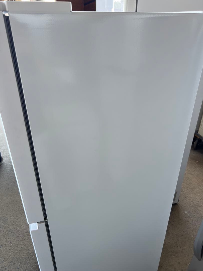 【高年式】2022年式 283L Hisense 冷蔵庫 HR-GC28E2W