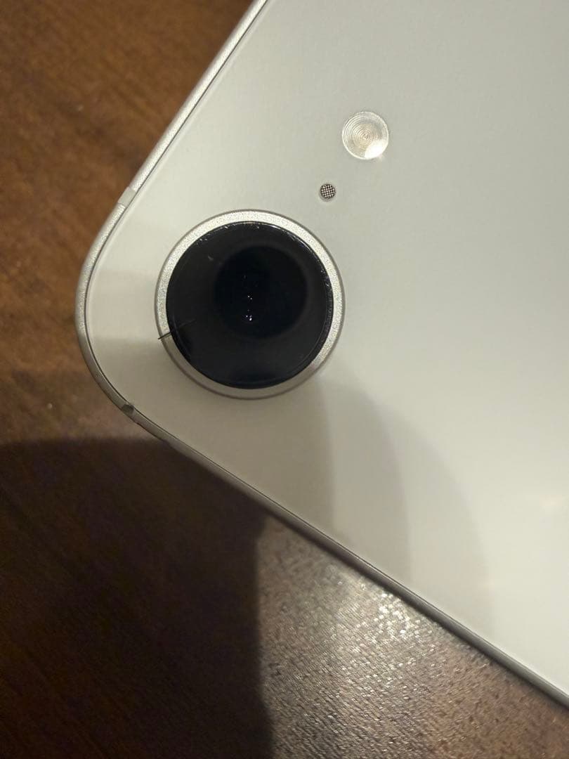 iPhone16e 128gb 本体　SIMフリー