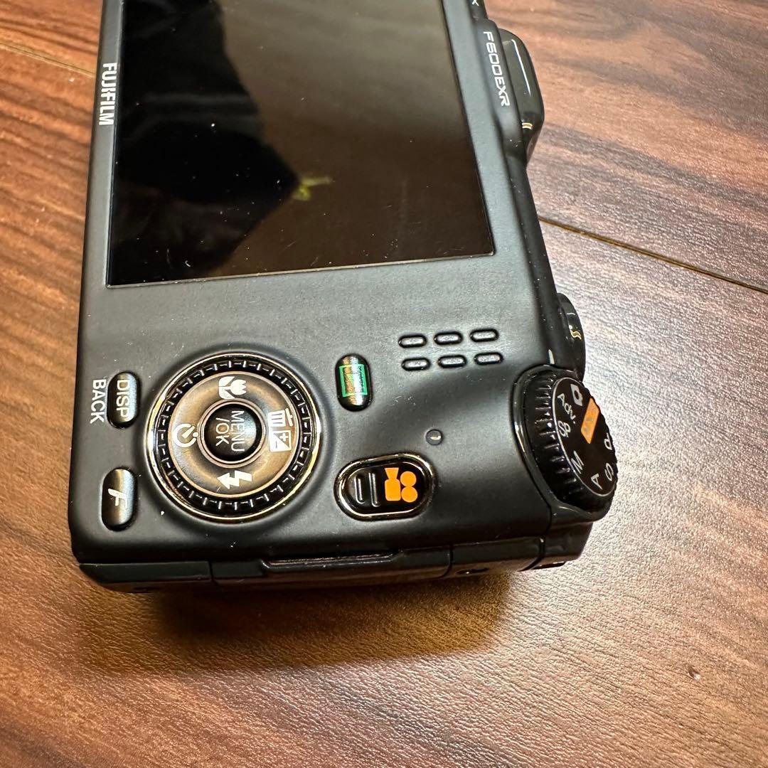 FUJIFILM FinePix F600 EXR デジカメ 5334