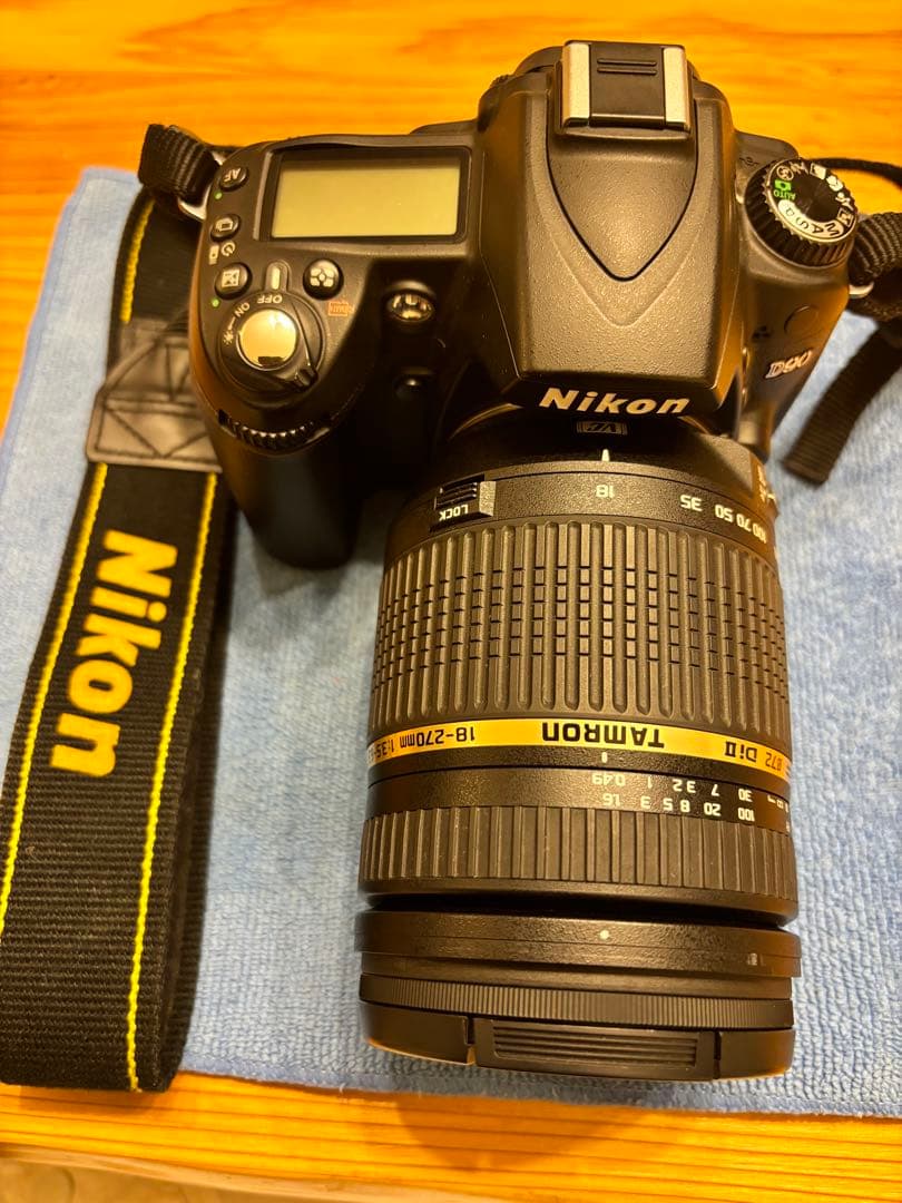 美品　Nikon D90+タムロンレンズ　一眼レフカメラセット