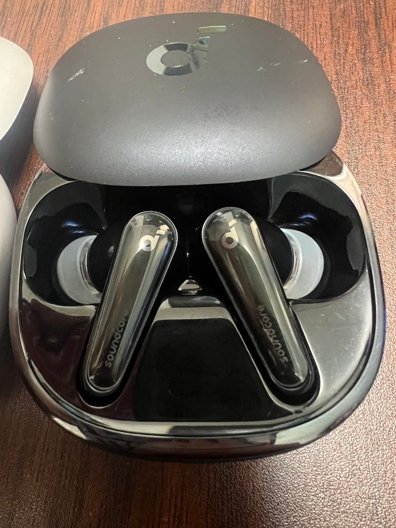 anker soundcore liberty4 2個セット(^^)