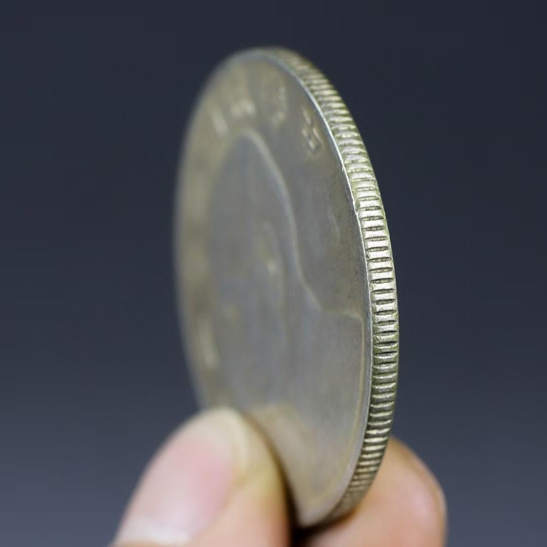 中華民国22年 孫文像 帆船壹圓 銀貨 船洋 古銭・紀念幣・大型銀貨・硬貨