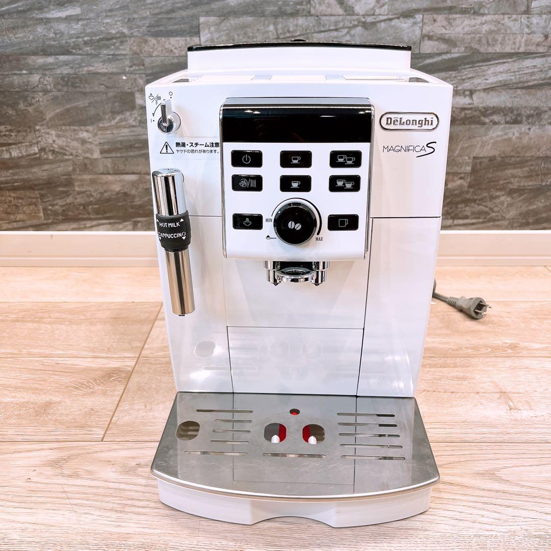 デロンギ マグニフィカ ECAM23120WN 全自動エスプレッソマシン