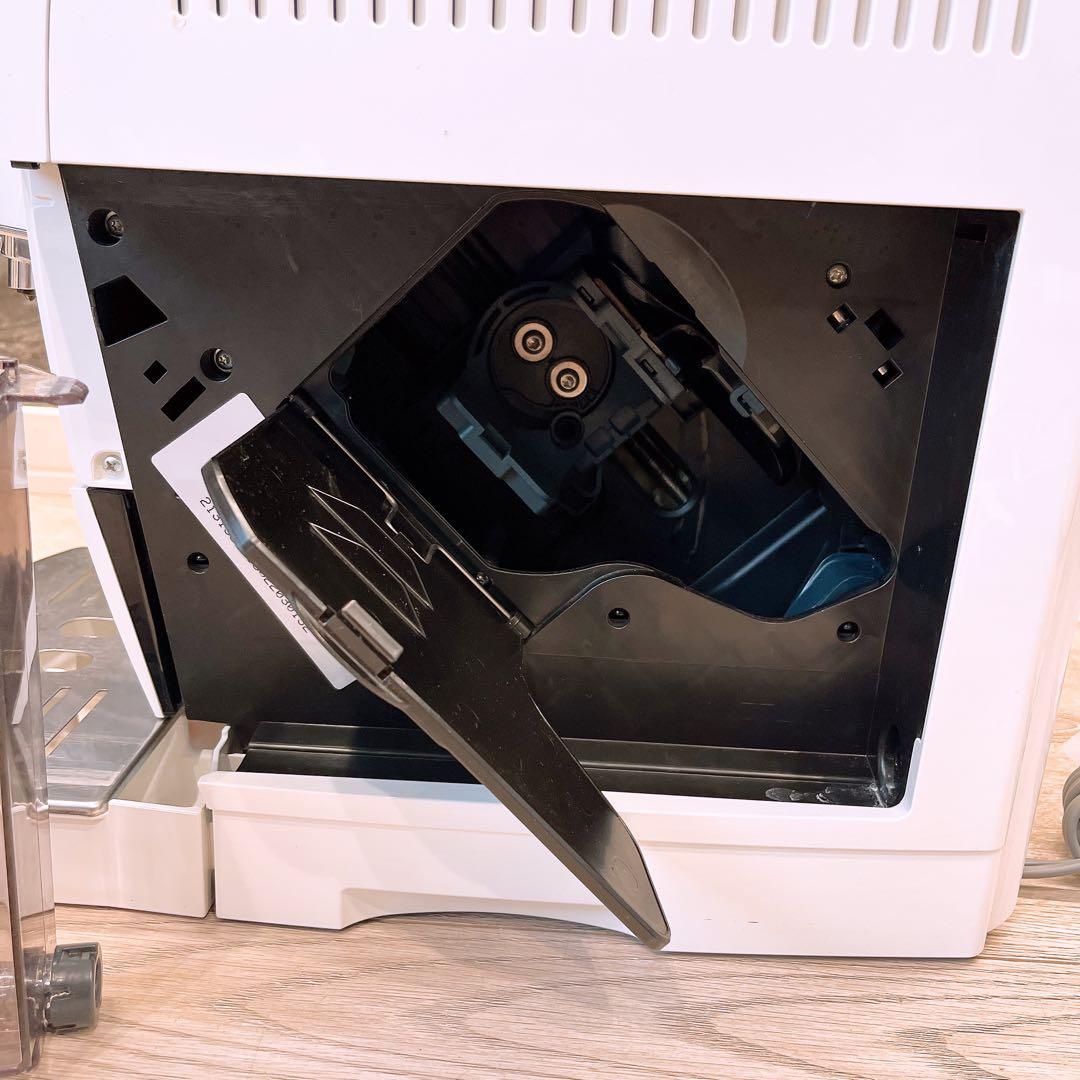 デロンギ マグニフィカ ECAM23120WN 全自動エスプレッソマシン