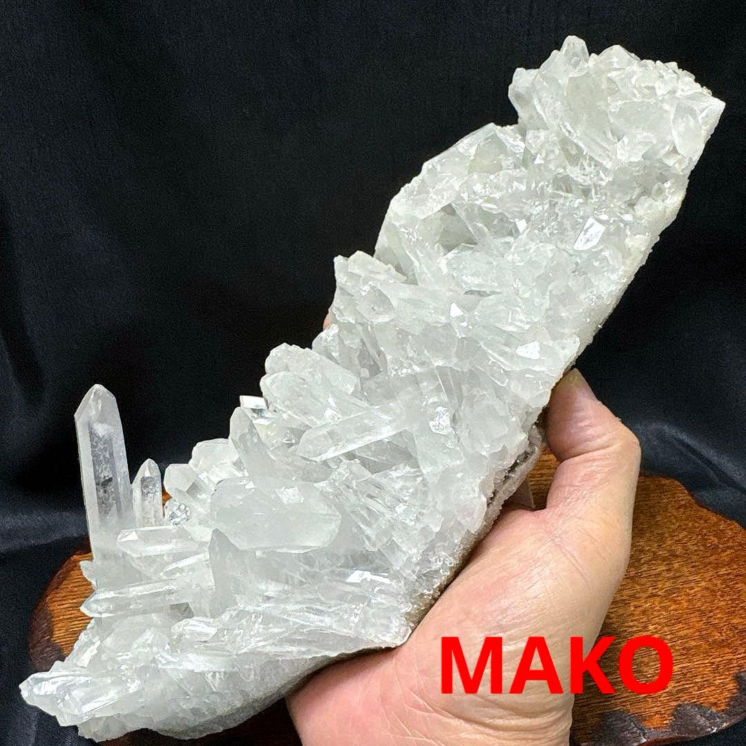 M1804☆ヒマラヤ水晶クラスター1.3Kg☆天然石　原石☆N50116-D