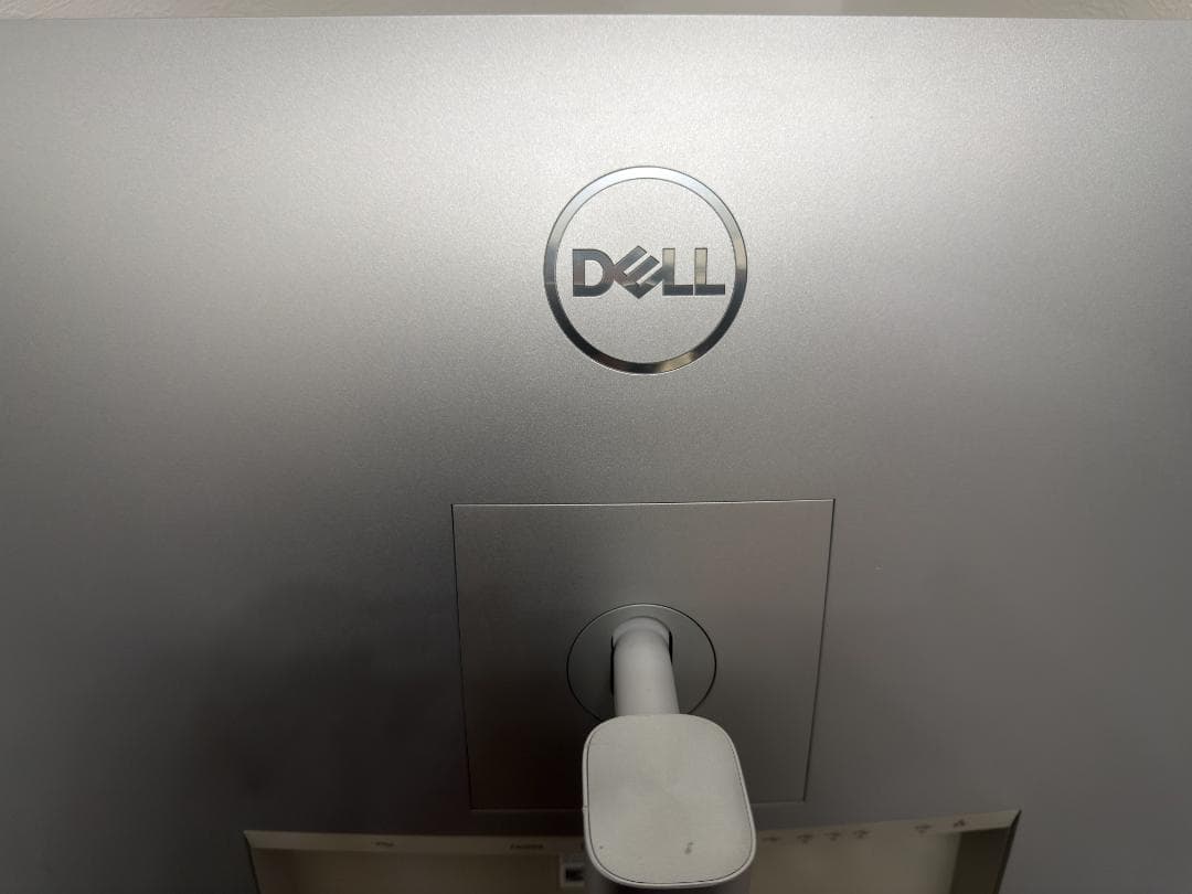 Dell ハイエンド 32 4K USB-C ハブ モニター - U3223QE