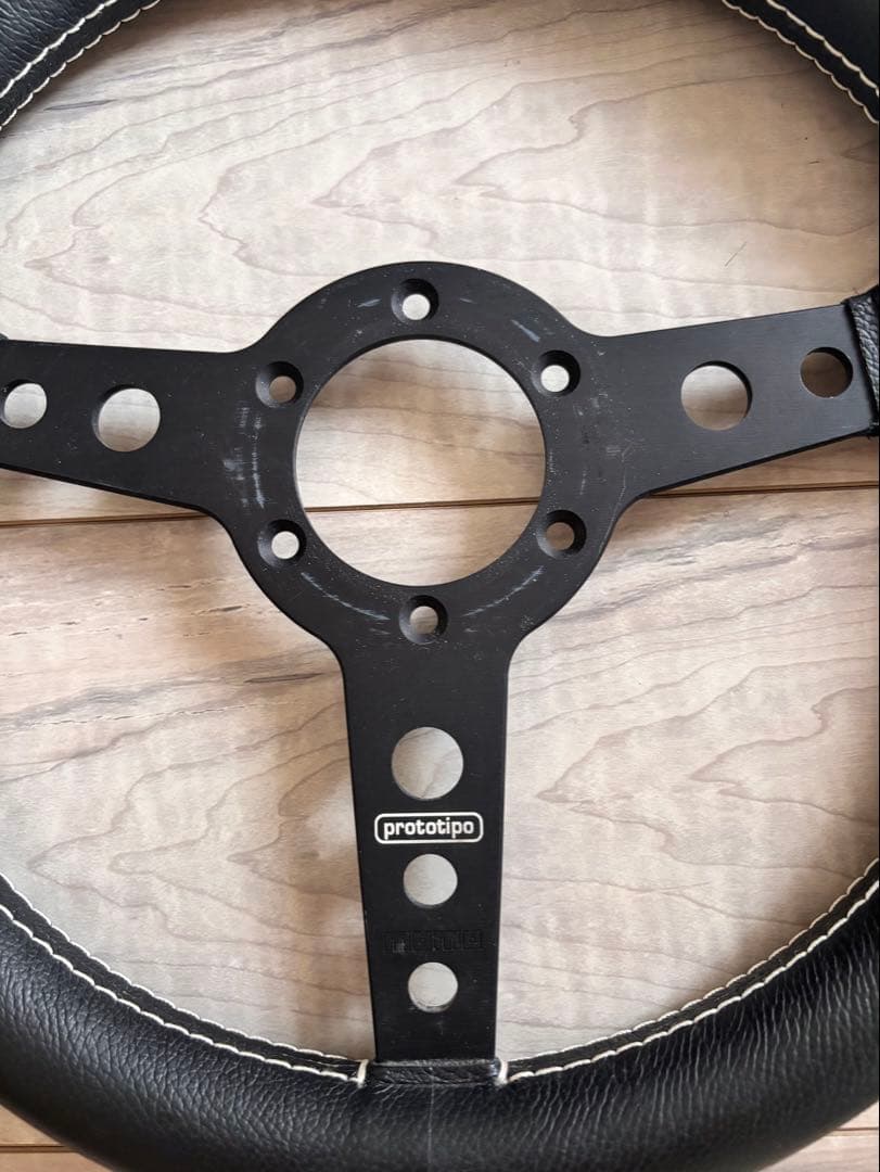 値下げ　MOMO PROTOTIPO 32φ ステアリング