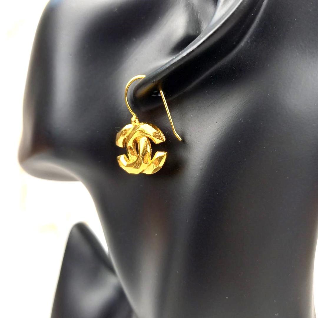 CHANEL シャネル ココマーク 99P ピアス 片耳 ゴールド ヴィンテージ