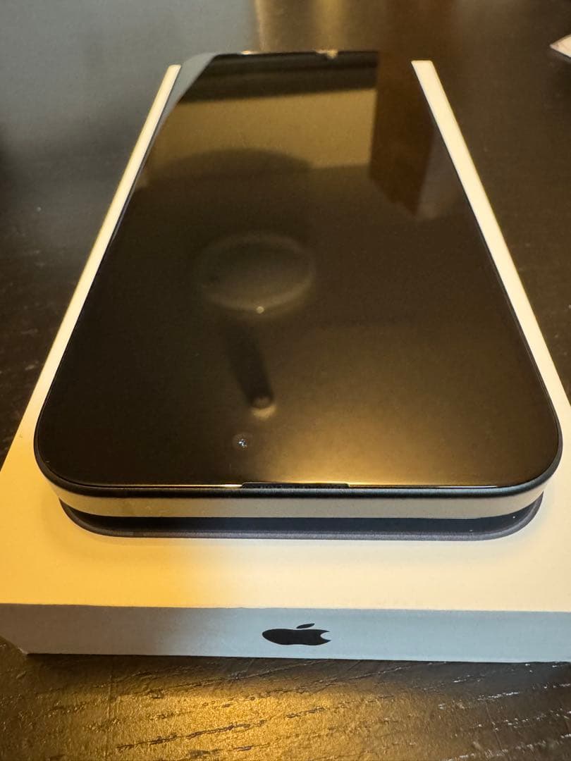 超美品 傷なしiPhone15 plus ブラック 本体