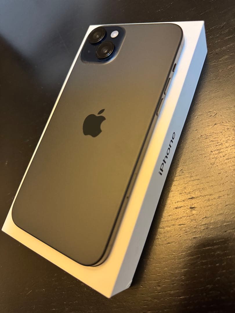 超美品 傷なしiPhone15 plus ブラック 本体