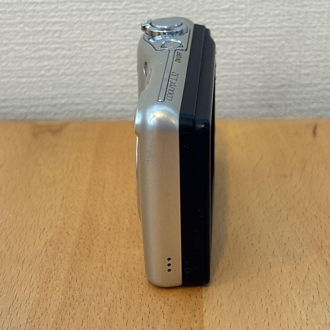 か*ん様 Nikon COOLPIX L32 シルバー