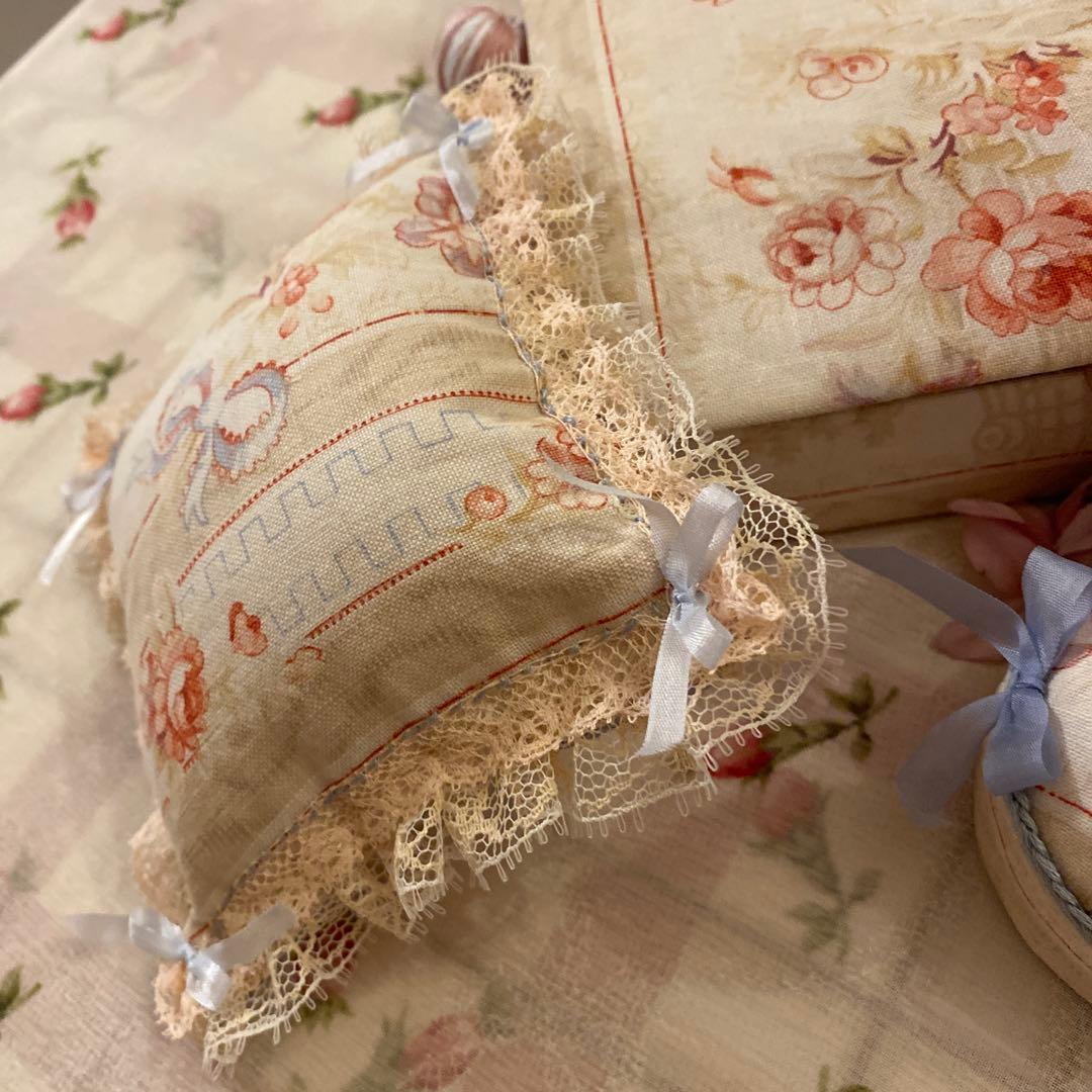 フランスアンティークお花柄 カルトナージュ　ミニクッション ピンクッション